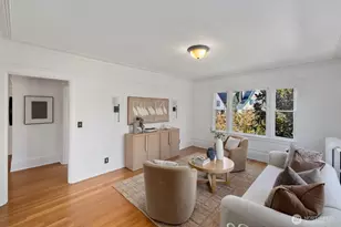 1902 Bigelow Ave N, Seattle, WA 98109 - Photo 7