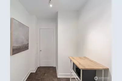 1902 Bigelow Avenue N #304, Seattle, WA 98109 - Photo 17