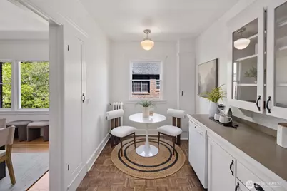 1902 Bigelow Avenue N #304, Seattle, WA 98109 - Photo 11