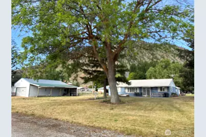 221 Third Street, Brewster, WA 98812 - Photo 1