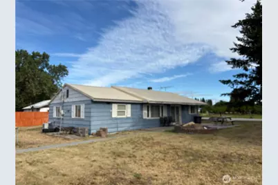 221 Third Street, Brewster, WA 98812 - Photo 7
