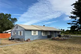 221 Third St, Brewster, WA 98812 - Photo 7