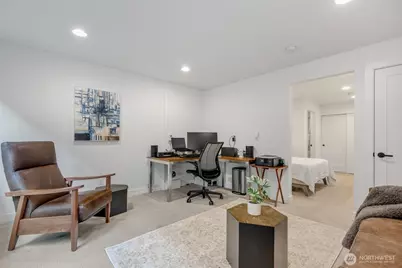 2373 Minor Avenue E, Seattle, WA 98102 - Photo 23