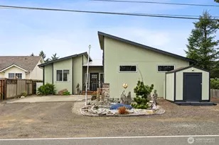 263 Canal Dr NE, Ocean Shores, WA 98569 - Photo 27