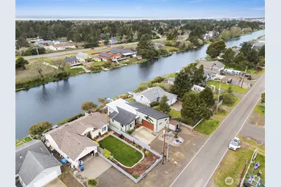263 Canal Drive NE, Ocean Shores, WA 98569 - Photo 29