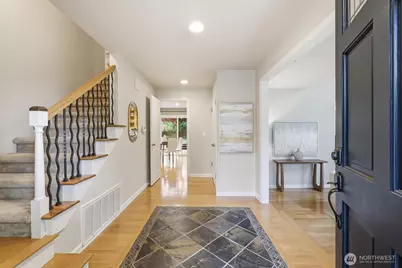 4423 156th Place SE, Bellevue, WA 98006 - Photo 3
