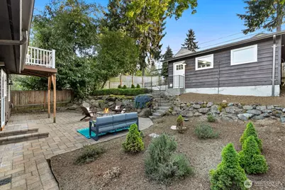 3219 34th Avenue W, Seattle, WA 98199 - Photo 25