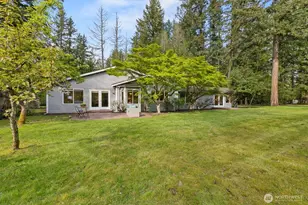 24309 SE 25th St, Sammamish, WA 98075 - Photo 33