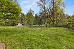 24309 SE 25th St, Sammamish, WA 98075 - Photo 31