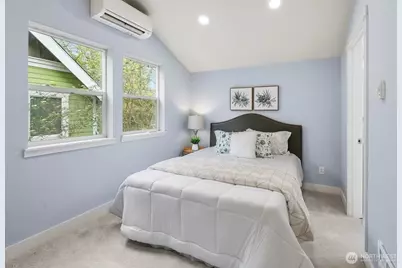 924 SW Holden Street, Seattle, WA 98106 - Photo 13