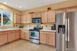 8408 19th St NE, Lake Stevens, WA 98258 - Photo 11