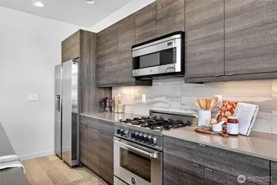4153 California Avenue SW, Seattle, WA 98116 - Photo 13