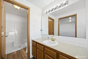 1365 E Gemstone Street E, Othello, WA 99344 - Photo 25