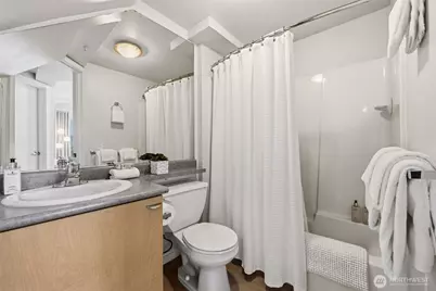 425 Vine Street #708, Seattle, WA 98121 - Photo 15