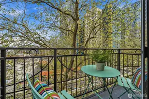 425 Vine St, Seattle, WA 98121 - Photo 9