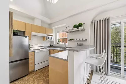 425 Vine Street #708, Seattle, WA 98121 - Photo 11
