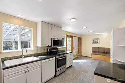 5502 N 42nd Street, Tacoma, WA 98407 - Photo 7