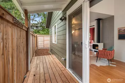 8729 12th Avenue NW, Seattle, WA 98117 - Photo 5