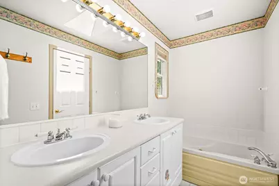 13007 Sunridge Way E, Puyallup, WA 98374 - Photo 25