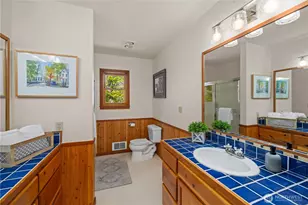 7200 NE Day Rd W, Bainbridge Island, WA 98110 - Photo 35