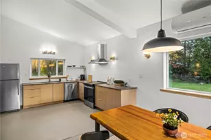 7200 NE Day Rd W, Bainbridge Island, WA 98110 - Photo 7