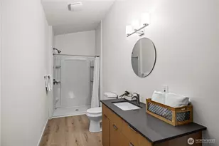 7200 NE Day Rd W, Bainbridge Island, WA 98110 - Photo 11