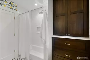 5265 16th Ave NE, Seattle, WA 98105 - Photo 23