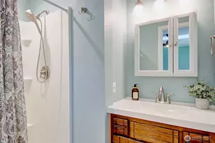 1120 SW 8th Ave, Oak Harbor, WA 98277 - Photo 17