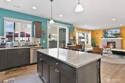 1009 32nd Street NW, Puyallup, WA 98371 - Photo 5