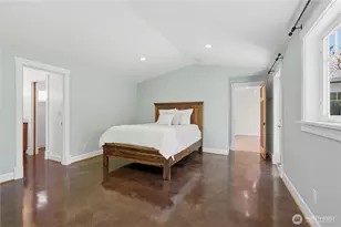 10630 NE 18th St, Bellevue, WA 98004 - Photo 19