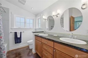 10630 NE 18th St, Bellevue, WA 98004 - Photo 21