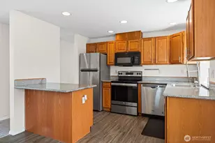 2105 S Sprague, Tacoma, WA 98405 - Photo 9