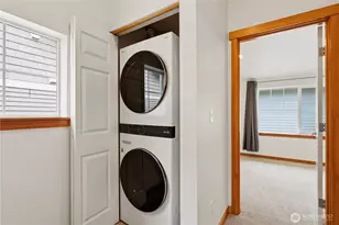 10520 Whitman Ave N, Seattle, WA 98133 - Photo 15