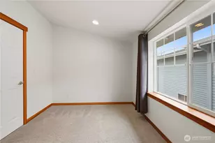 10520 Whitman Ave N, Seattle, WA 98133 - Photo 23