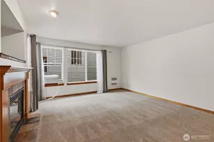 10520 Whitman Ave N, Seattle, WA 98133 - Photo 3