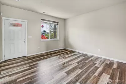 2413 165th Street E, Tacoma, WA 98445 - Photo 3