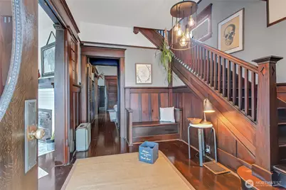 926 S Ainsworth Avenue, Tacoma, WA 98405 - Photo 3