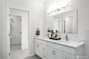 7021 20th Ave NE, Seattle, WA 98115 - Photo 23
