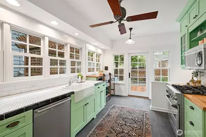 1113 NE Ravenna Blvd, Seattle, WA 98105 - Photo 11