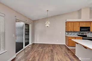 8115 109th St E, Puyallup, WA 98373 - Photo 3