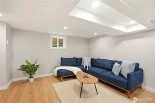 2208 NE 75th St, Seattle, WA 98115 - Photo 25