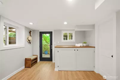 2208 NE 75th Street, Seattle, WA 98115 - Photo 23