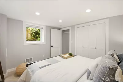2208 NE 75th Street, Seattle, WA 98115 - Photo 29