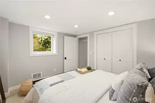 2208 NE 75th St, Seattle, WA 98115 - Photo 29