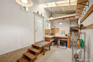 2208 NE 75th St, Seattle, WA 98115 - Photo 35