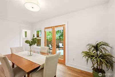 2208 NE 75th Street, Seattle, WA 98115 - Photo 11