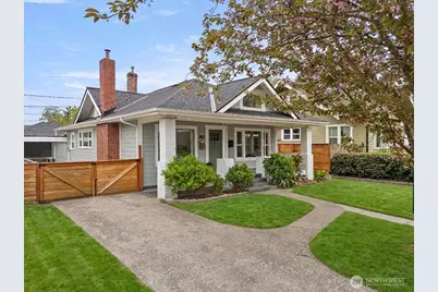 809 Sumner Avenue, Sumner, WA 98390 - Photo 1