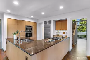 2261 W Lake Sammamish Pkwy SE, Bellevue, WA 98008 - Photo 21