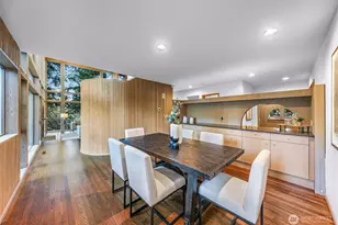2261 W Lake Sammamish Pkwy SE, Bellevue, WA 98008 - Photo 17
