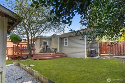 225 74th Street SE, Everett, WA 98203 - Photo 5